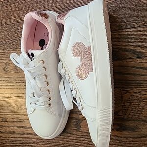 Nwot Mickey Sneakers disney pink glitter